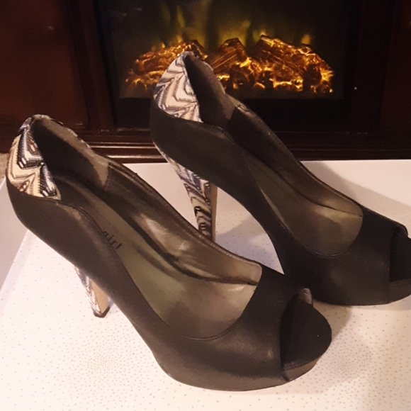WOMENS HIGH HEEL SHOES - Picture 3 of 3
